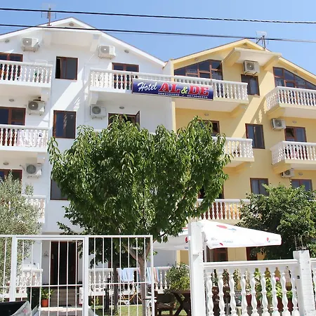 Al&de شقة Velipojë
